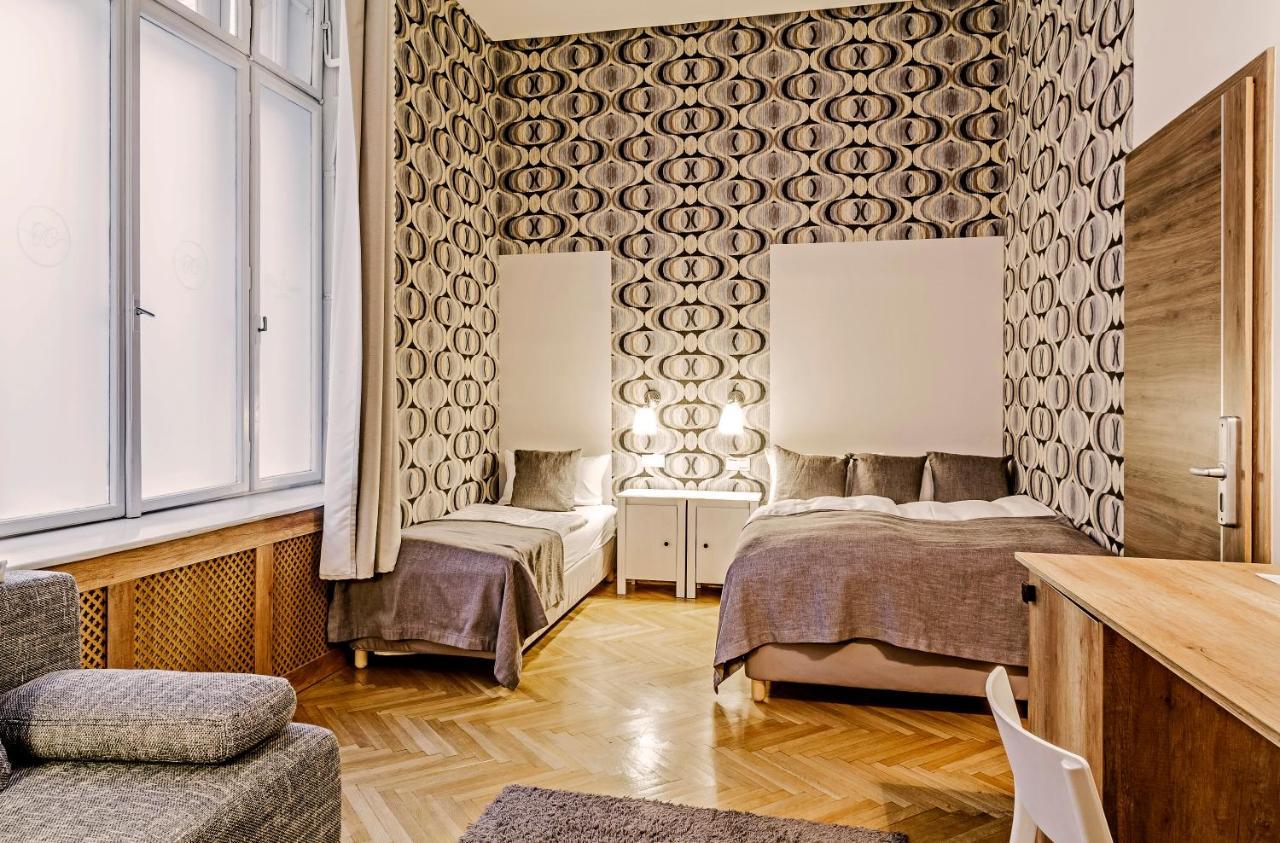 The Cream Bed and Breakfast Boedapest Buitenkant foto